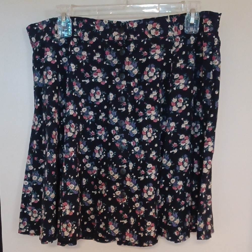 Sitting Pretty Floral Women's Skater Skirt